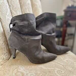 Michael Kors suede slouchy boots in grey in size 8